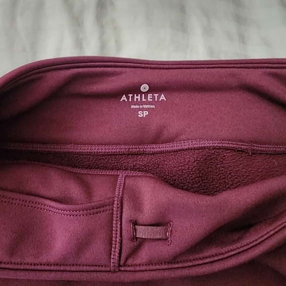 Athleta Tech Stretch Wander Skirt in Maroon size Small Petites - Picture 3 of 5